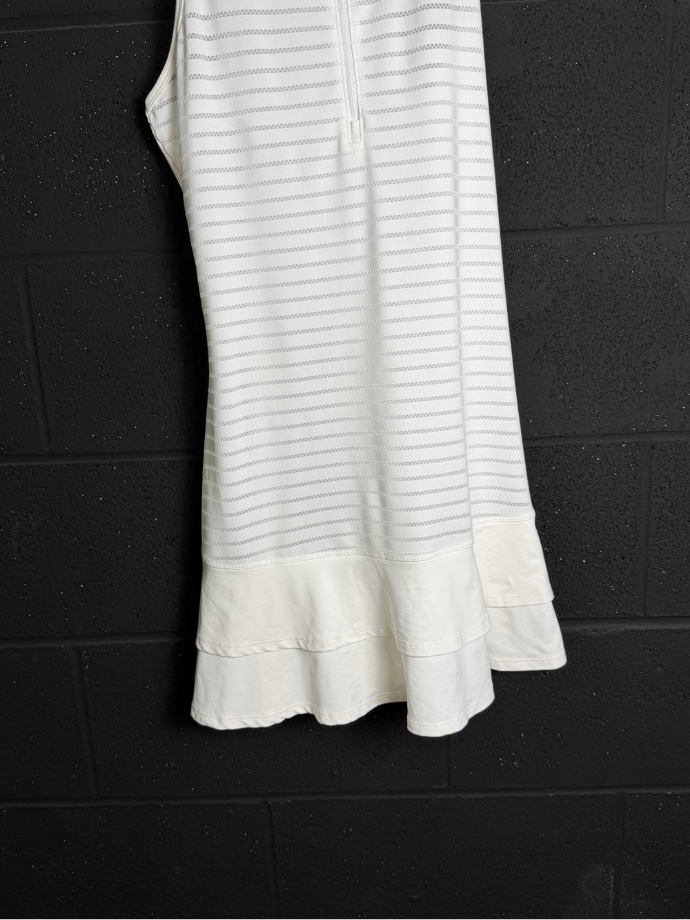 Lija White Zip-Front Sleeveless Tennis Dress -medium - Picture 13 of 16